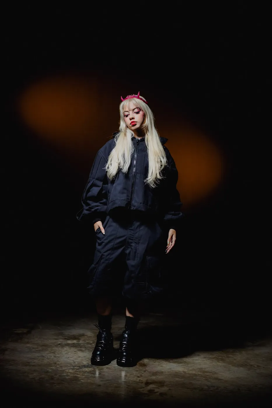 APEREIRA studio campaign: Navy jacket and shorts